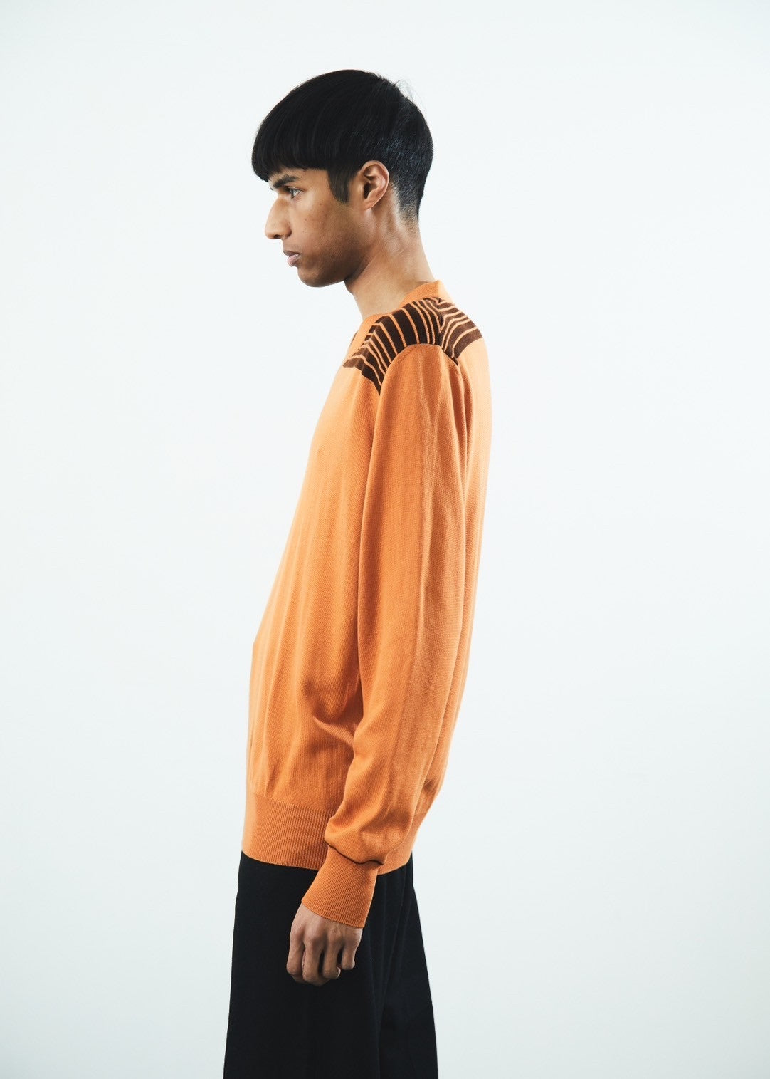 HERMES - LINED V-NECK KNIT – MENU ONLINE